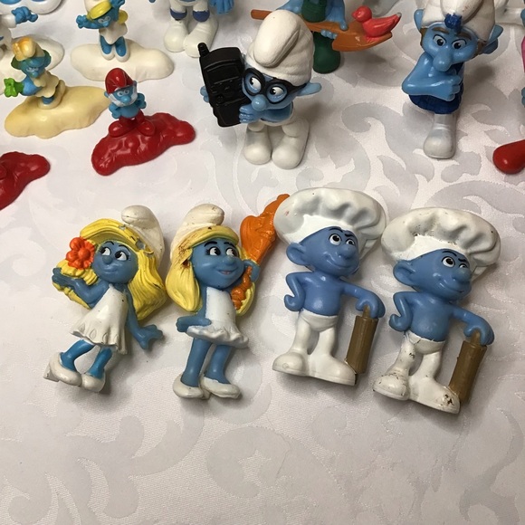 COLLECTION OF SMURFS - Picture 2 of 10